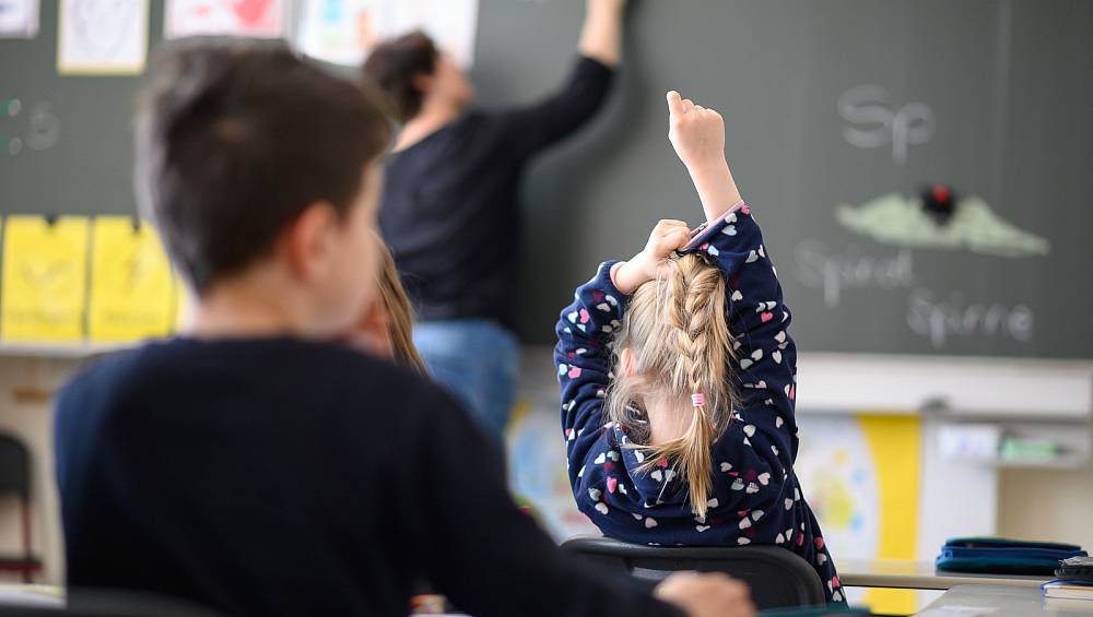 Lehrermangel Pädagogen in NRW sollen die Schulform wechseln nw.de