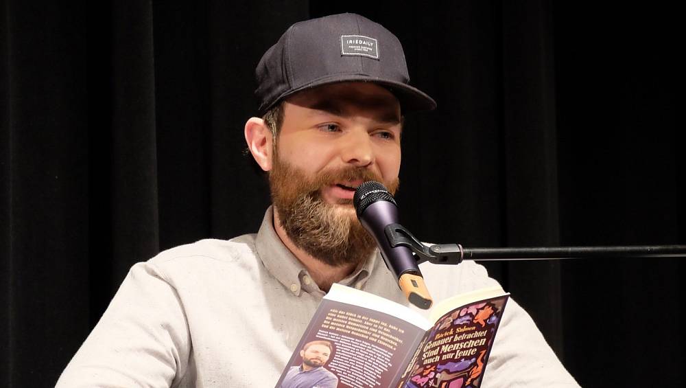 PoetrySlammer Patrick Salmen begeisterte im ausverkauften TAM nw.de