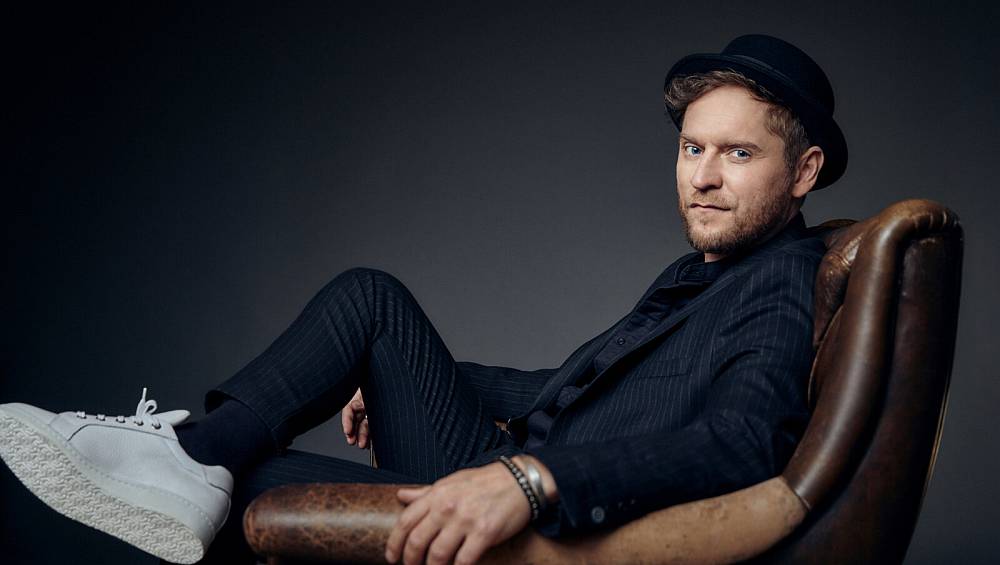 Neues Album von Johannes Oerding „Bei mir geht im Refrain die Sonne auf“ nw.de