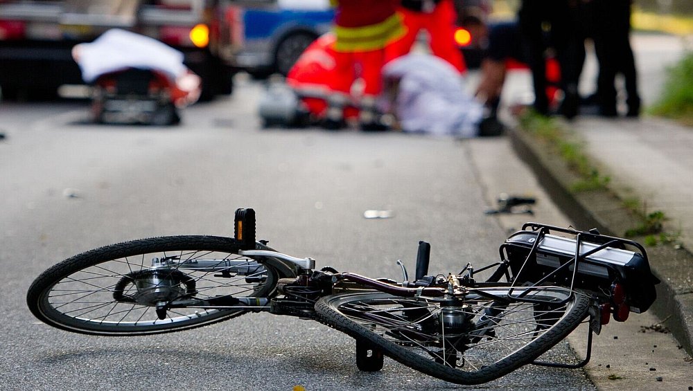 Radfahrer nach Unfall in Bielefeld schwer verletzt | nw.de