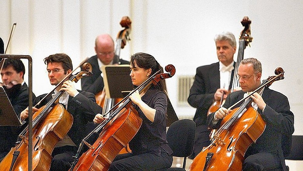 SinfonieKonzert mit Mozart und Dvorák nw.de SinfonieKonzert mit Mozart und Dvorák nw.de